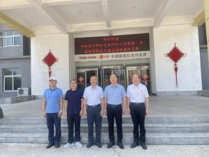 河南省肉類協(xié)會劉承信會長一行蒞臨洛陽正大調(diào)研指導(dǎo)工作！